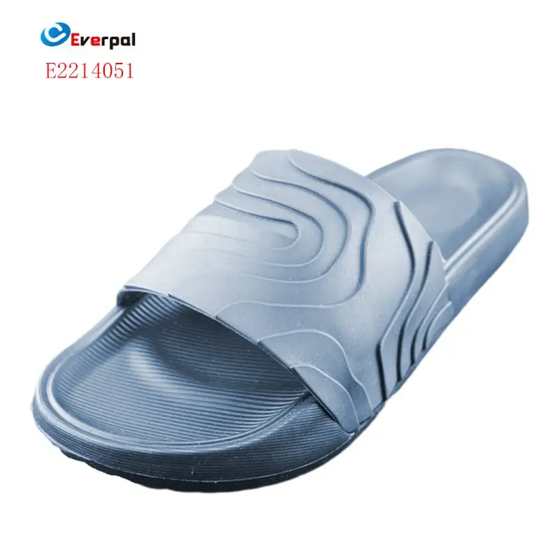 Duurzame herenslippers voor buitensporten en reizen