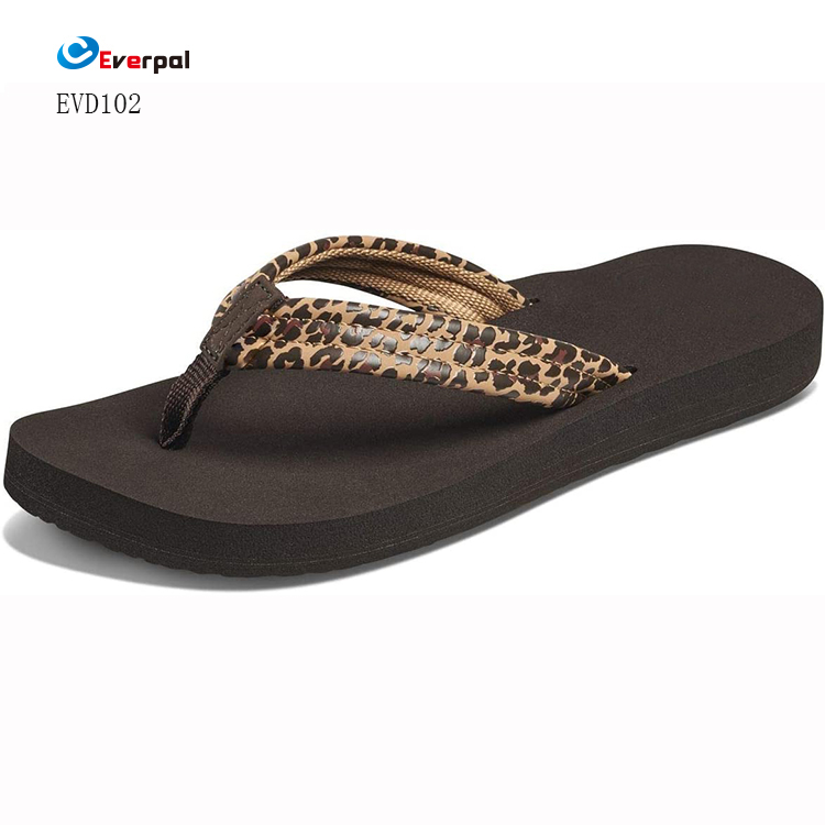 Klassieke slippers met plat platform