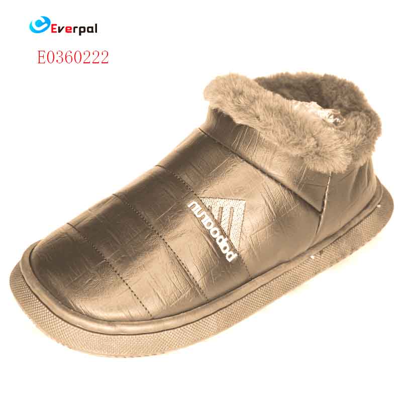 Zachte comfortabele warme wollen pantoffels